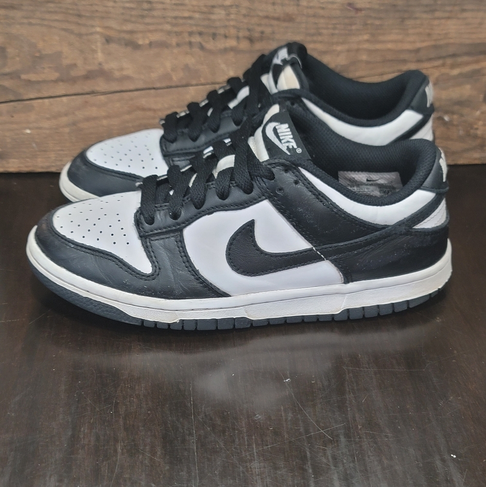 Nike Dunk Low 'Panda' Wmns 6 - Picture 2 of 8
